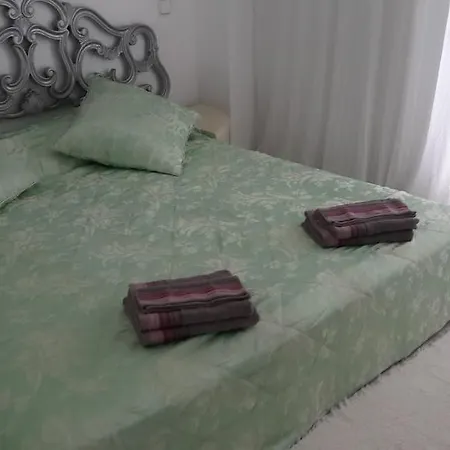 Torre Real Apartment *